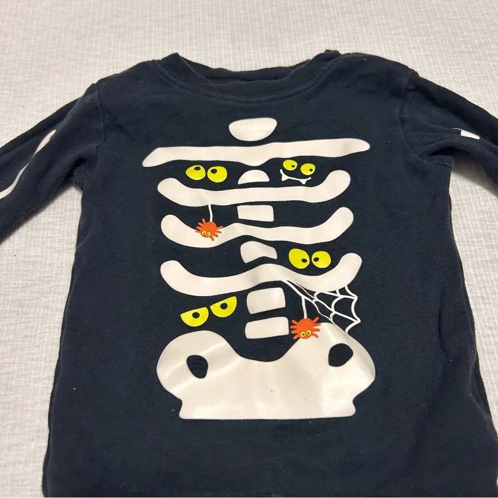 Carters Skeleton‎ Print Pajamas 18 Months Glow In The Dark 2 Piece